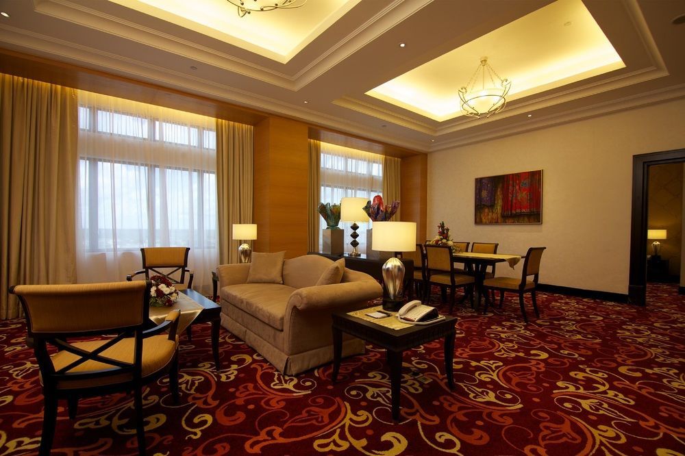 Perdana Hotel 4*